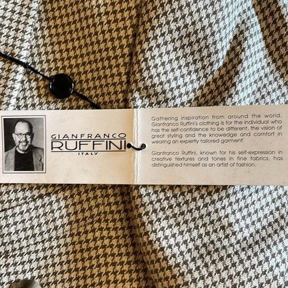 Gianfranco Ruffini silk/wool 42L double breast blazer with peach lining - Picture 11 of 12